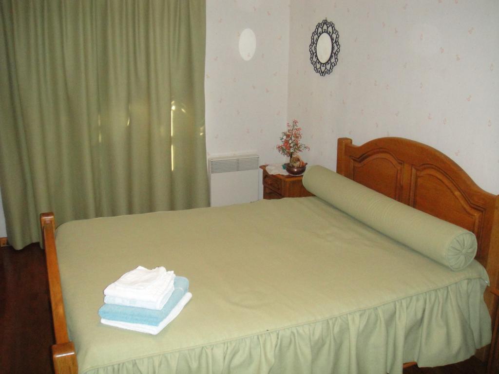 Chambres D'Hotes & Champagne Douard La Chapelle-Monthodon Exterior photo